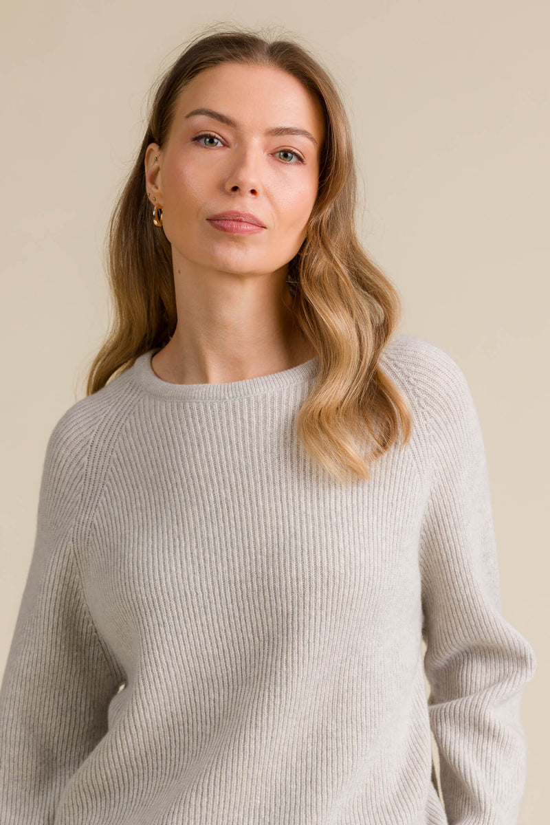 elinor oversize knit jumper light grey melange close