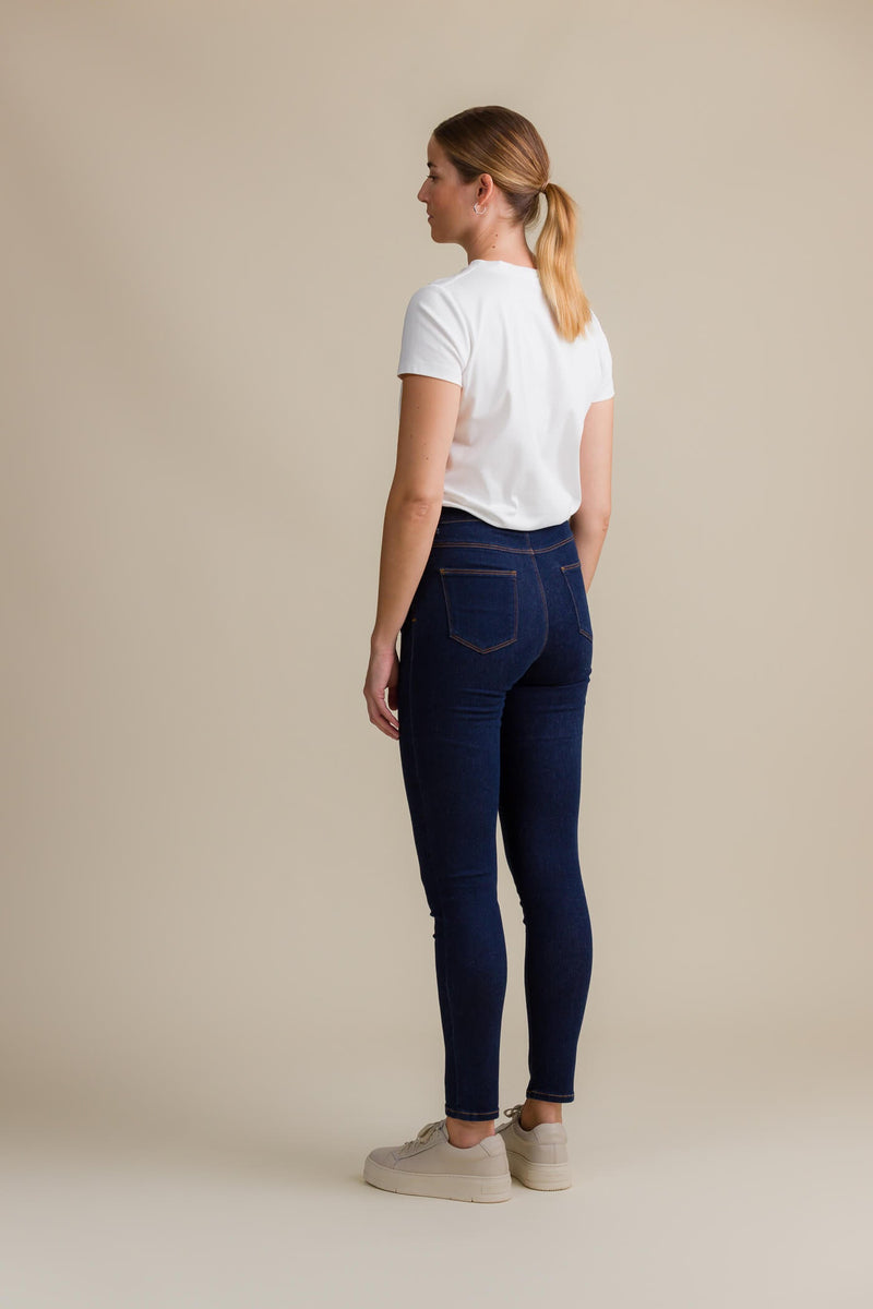 kim slim jeans indigo behind