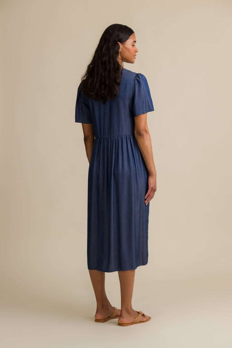 sloane dress mid blue behind